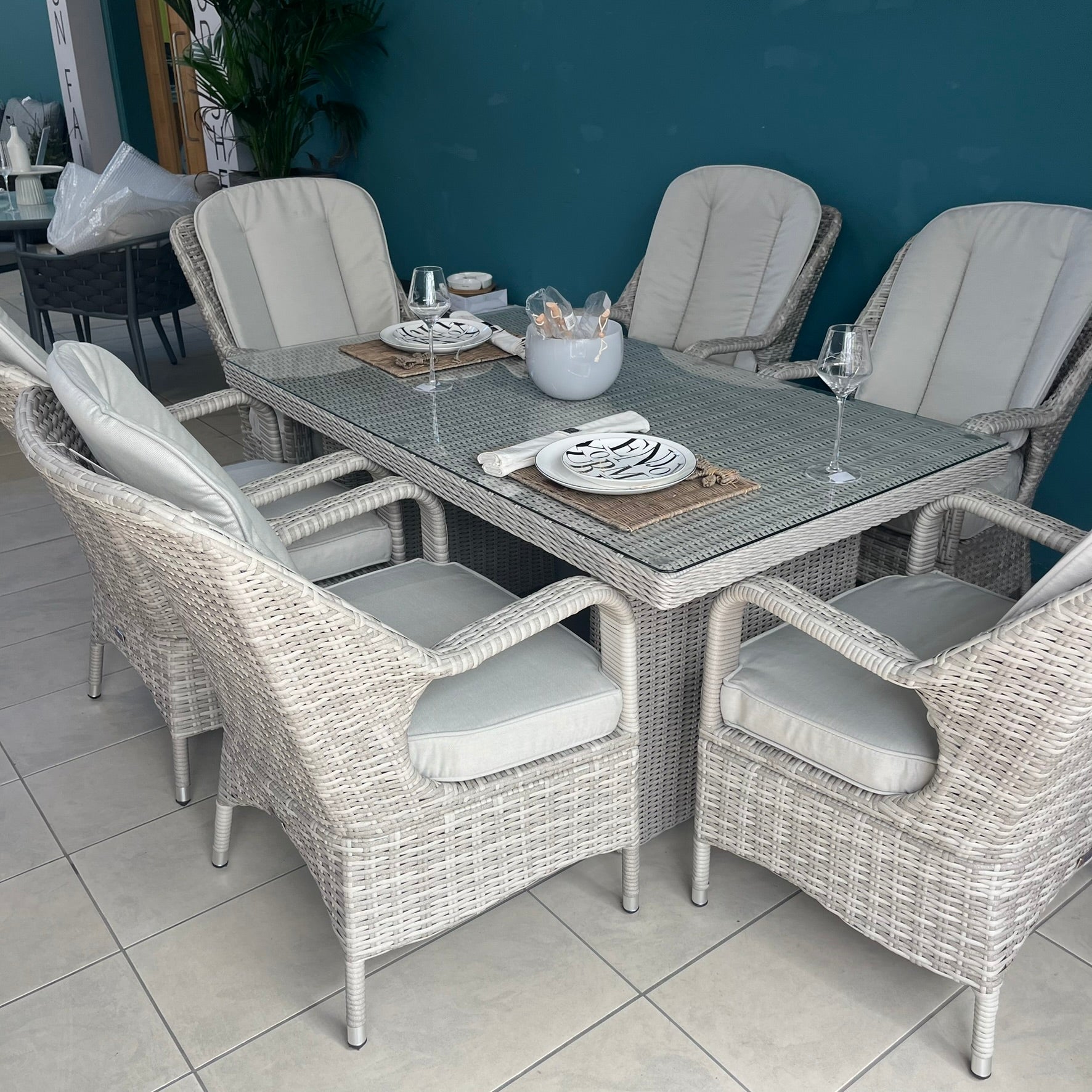 Parma 6 Seater (Rectangular)- Clearance