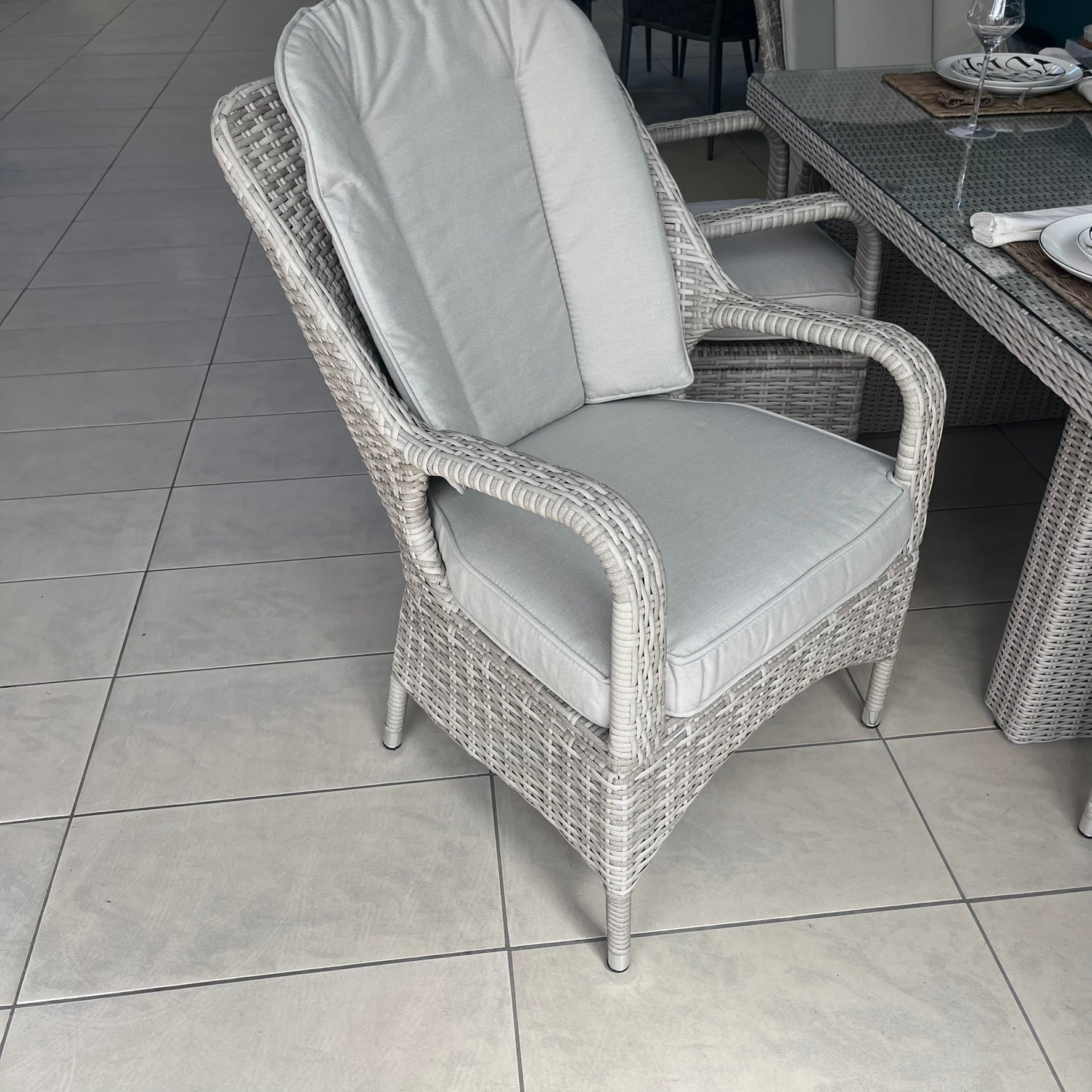 Parma 6 Seater (Rectangular)- Clearance