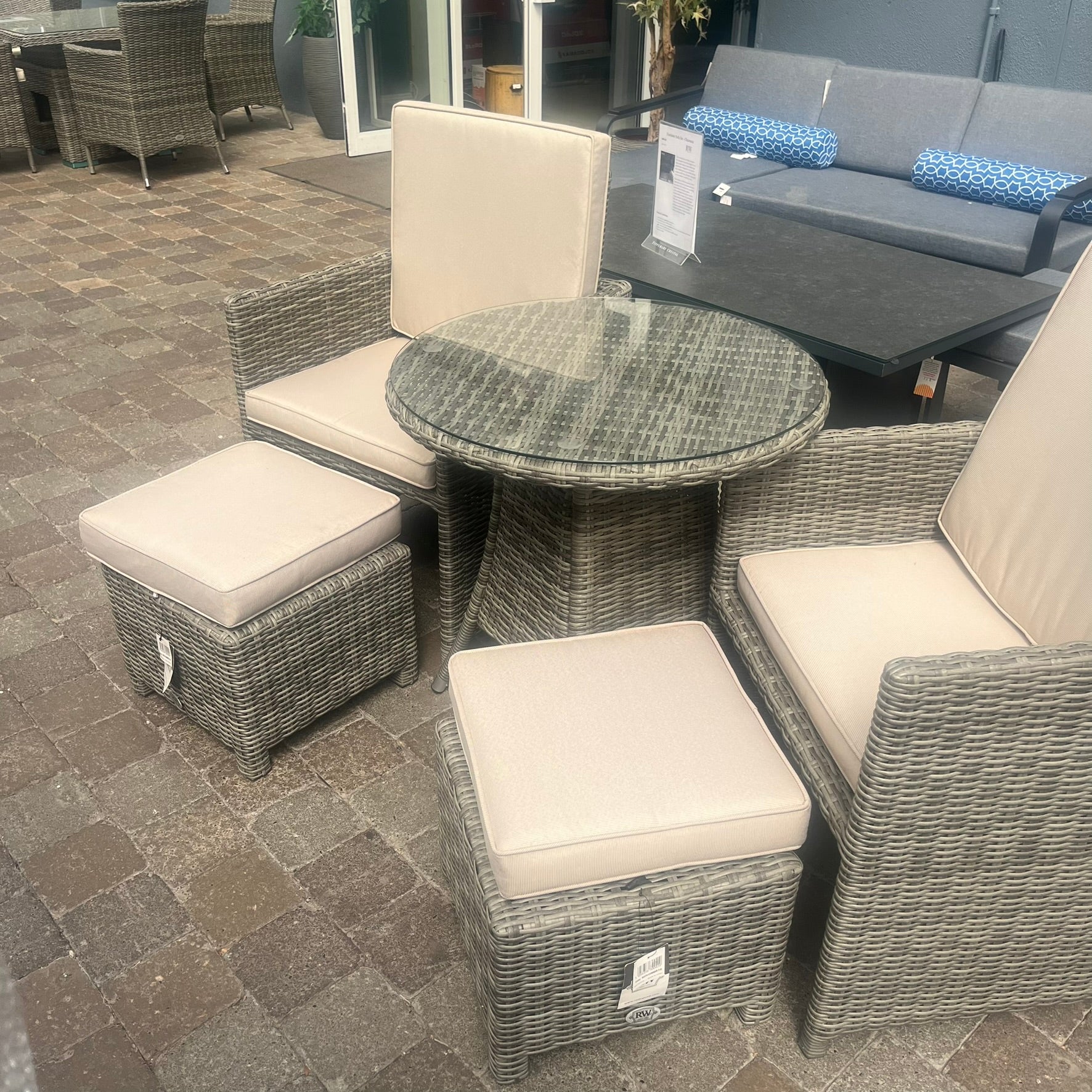 Oxford Cube Bistro - Clearance