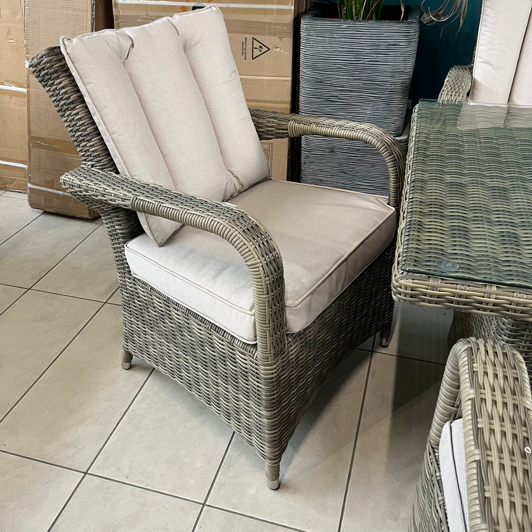 Chester Rectangle 6 Seater Set  - Clearance