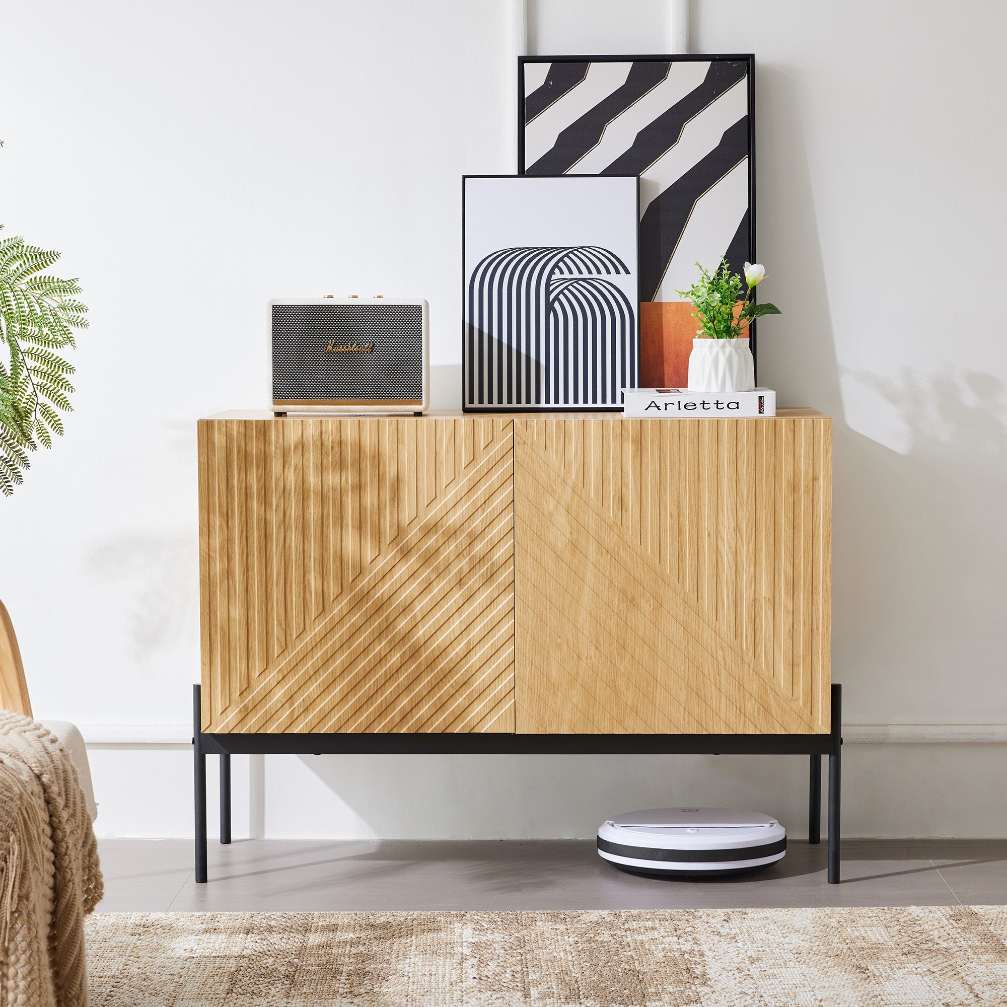Sideboard with 2 doors and metal legs, linear design, 75x100x40 cm, aluminum
