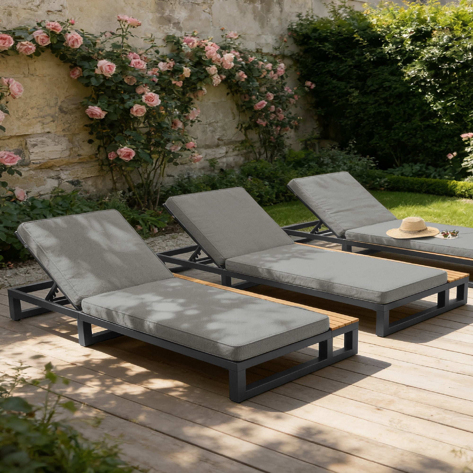 Outdoor Patio Daybed with Adjustable Backrest and Shelves, Waterproof, Gray