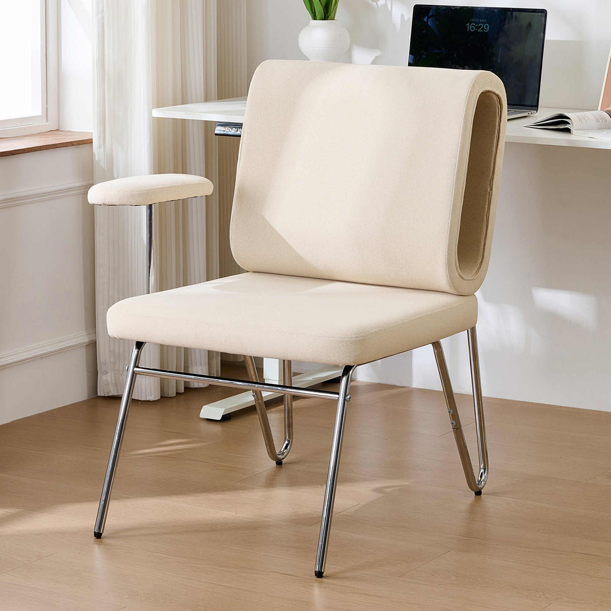 Office Chair with Integrated Cat Bed, Pet-Friendly, Scratch-Resistant, Armchair