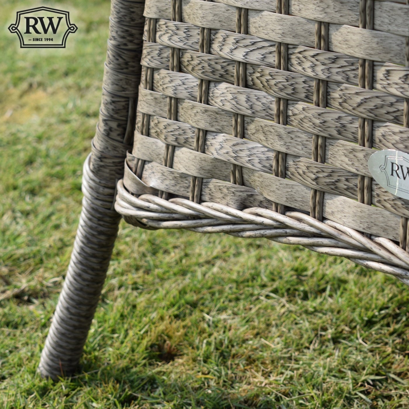 Hampton - 8 Seat Set with 165cm Round Table (Sand Colour Cushions) - Rathwood Store