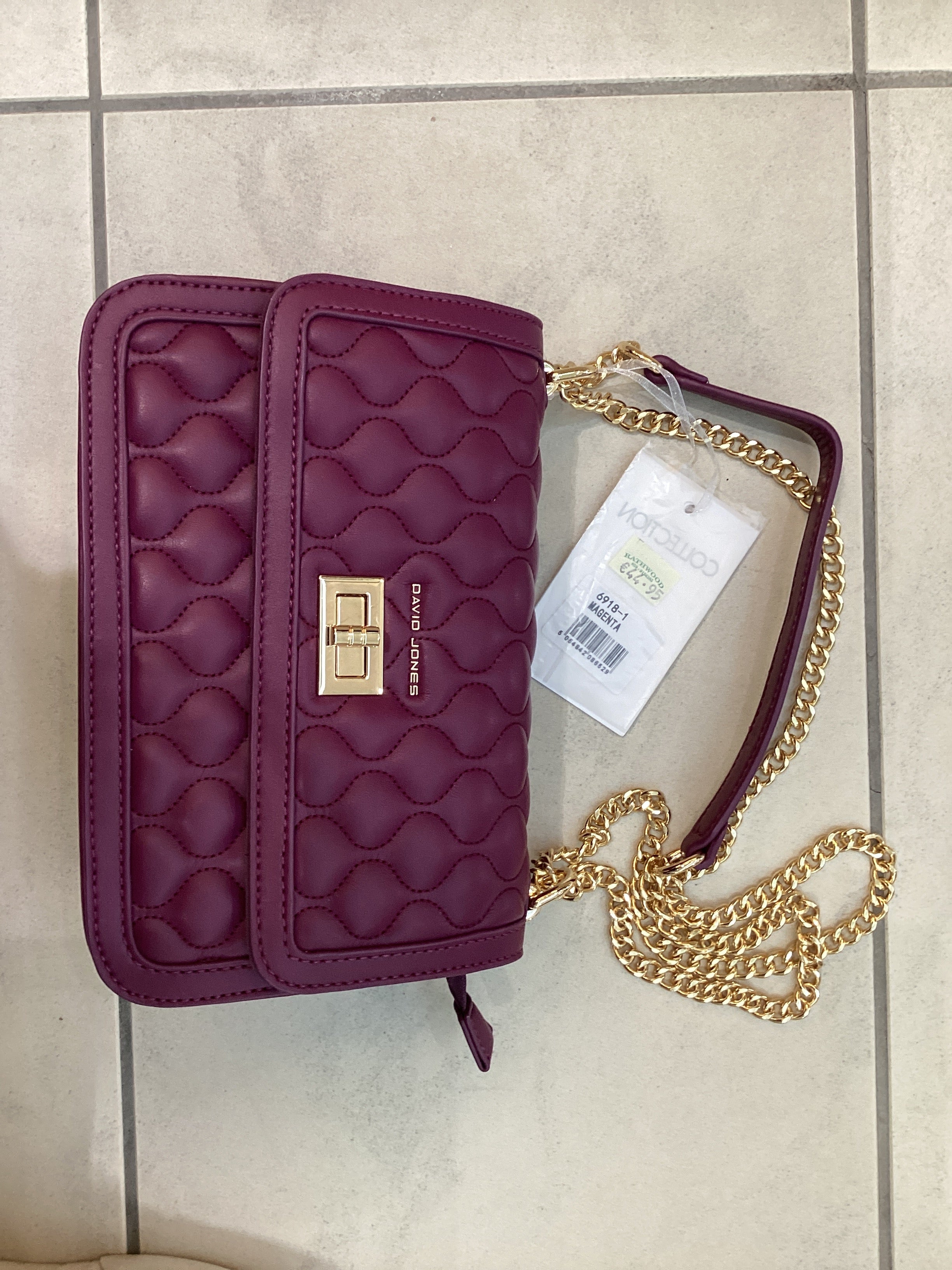 DJ Chain Handle Shoulder Bag - Magenta