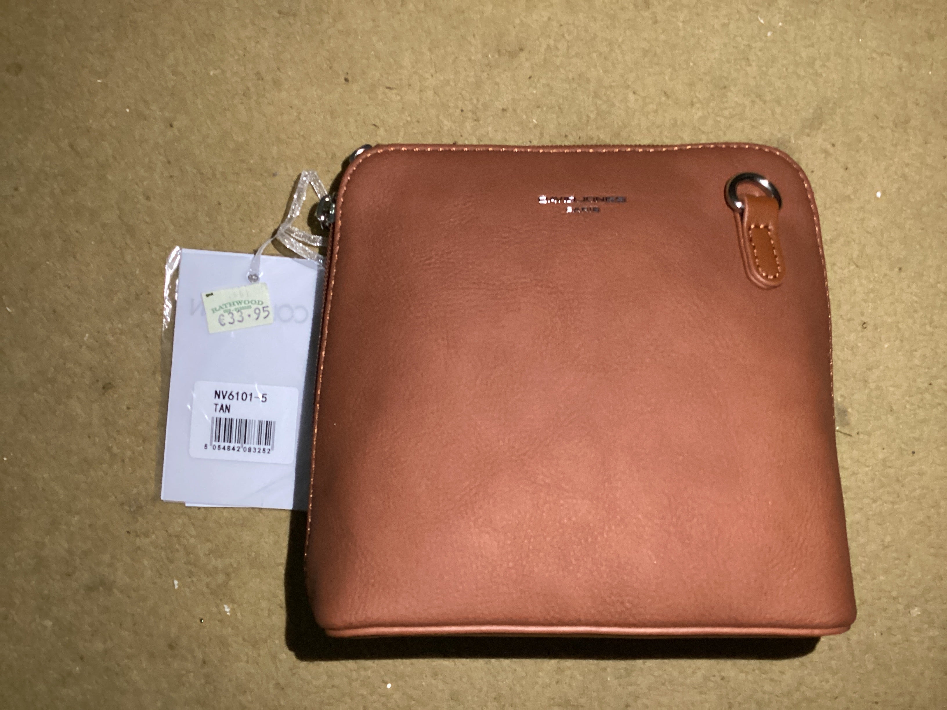 DJ Crossbody Small Dome - Tan