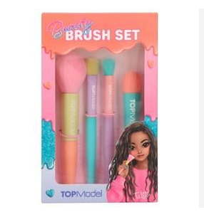 Beauty & Me Brush Set