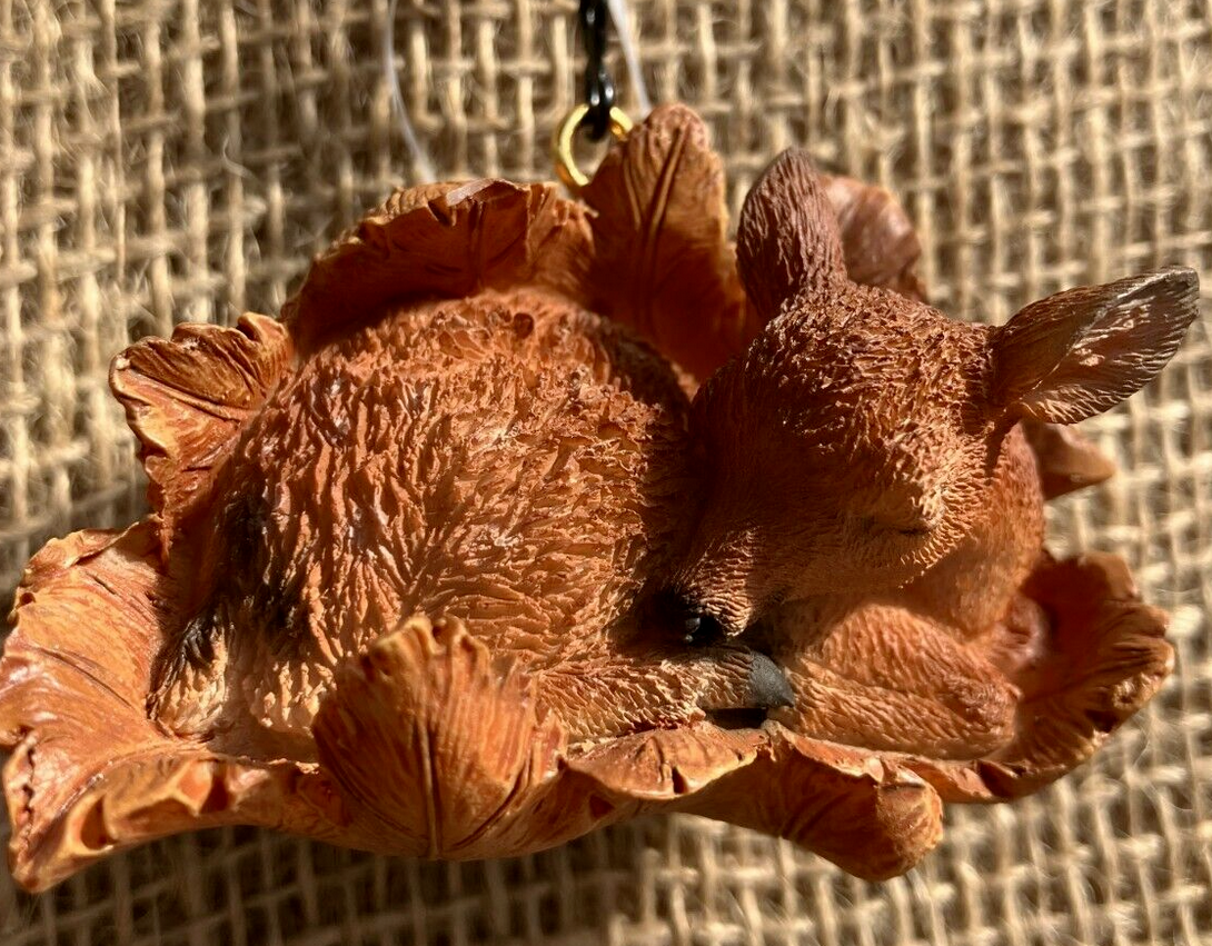 VA Hanging Mini Fawn/Leaf