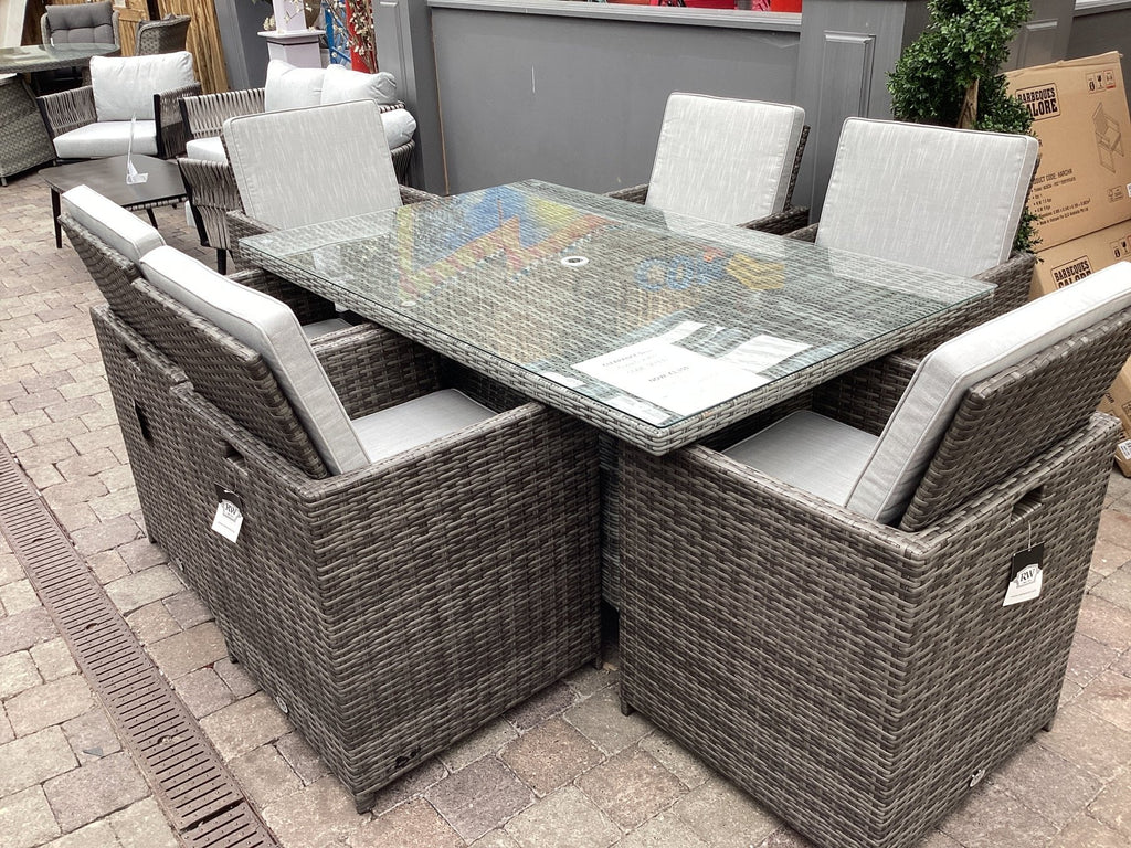 Rectangular table with 6 cube chairs - Rathwood Store