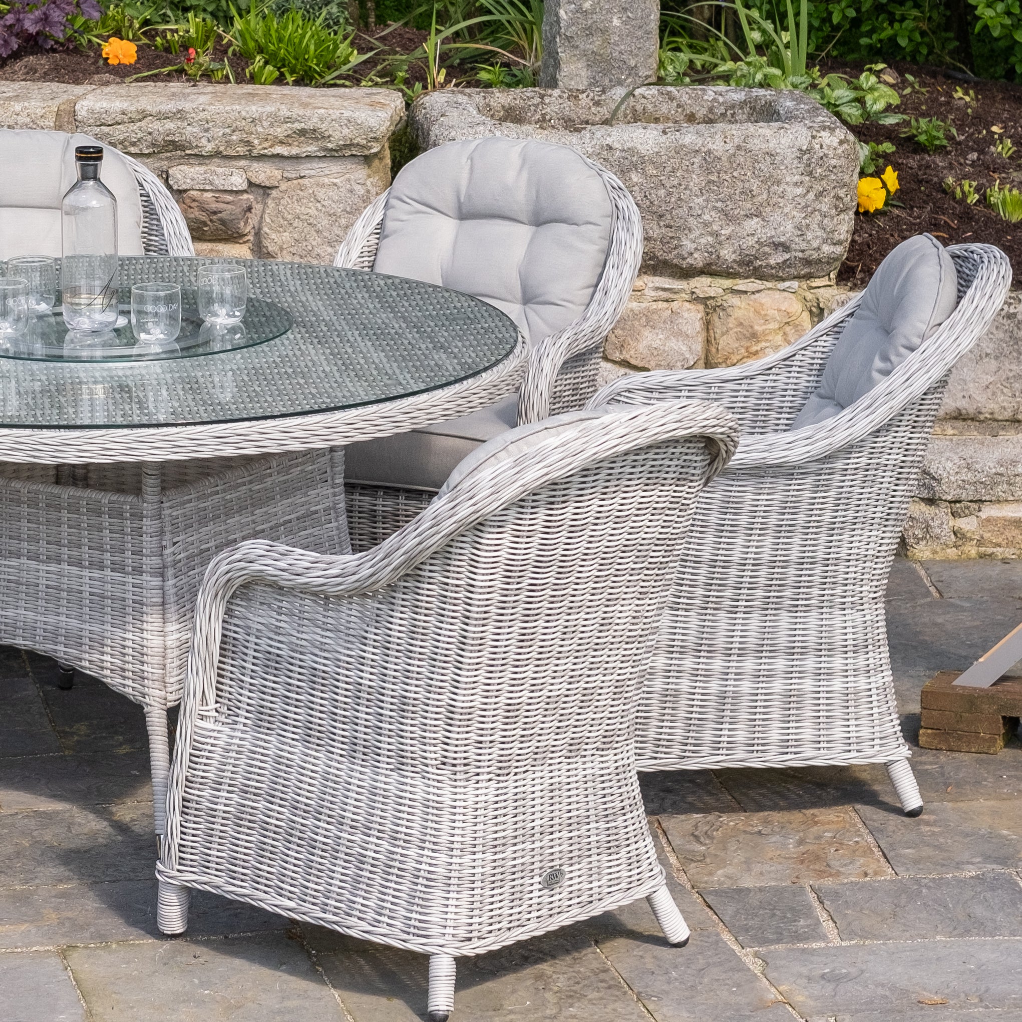 Sepino - 6 Seater Set with Round Table & Lazy Susan (Light Grey) - Rathwood Store