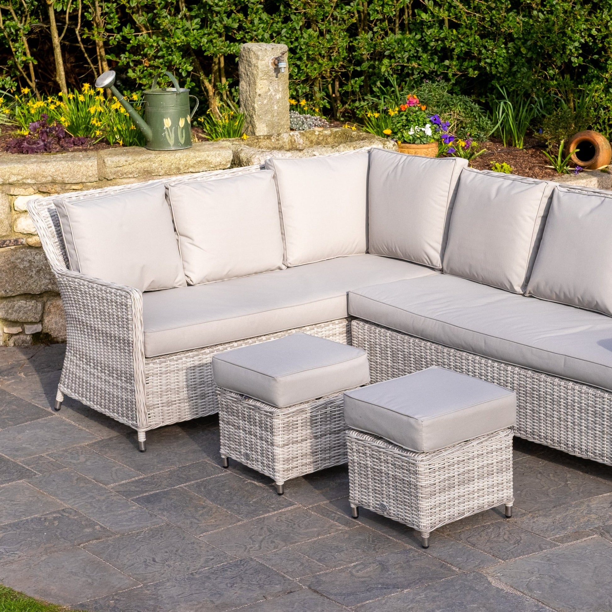 Sepino Corner Sofa - Rathwood Store