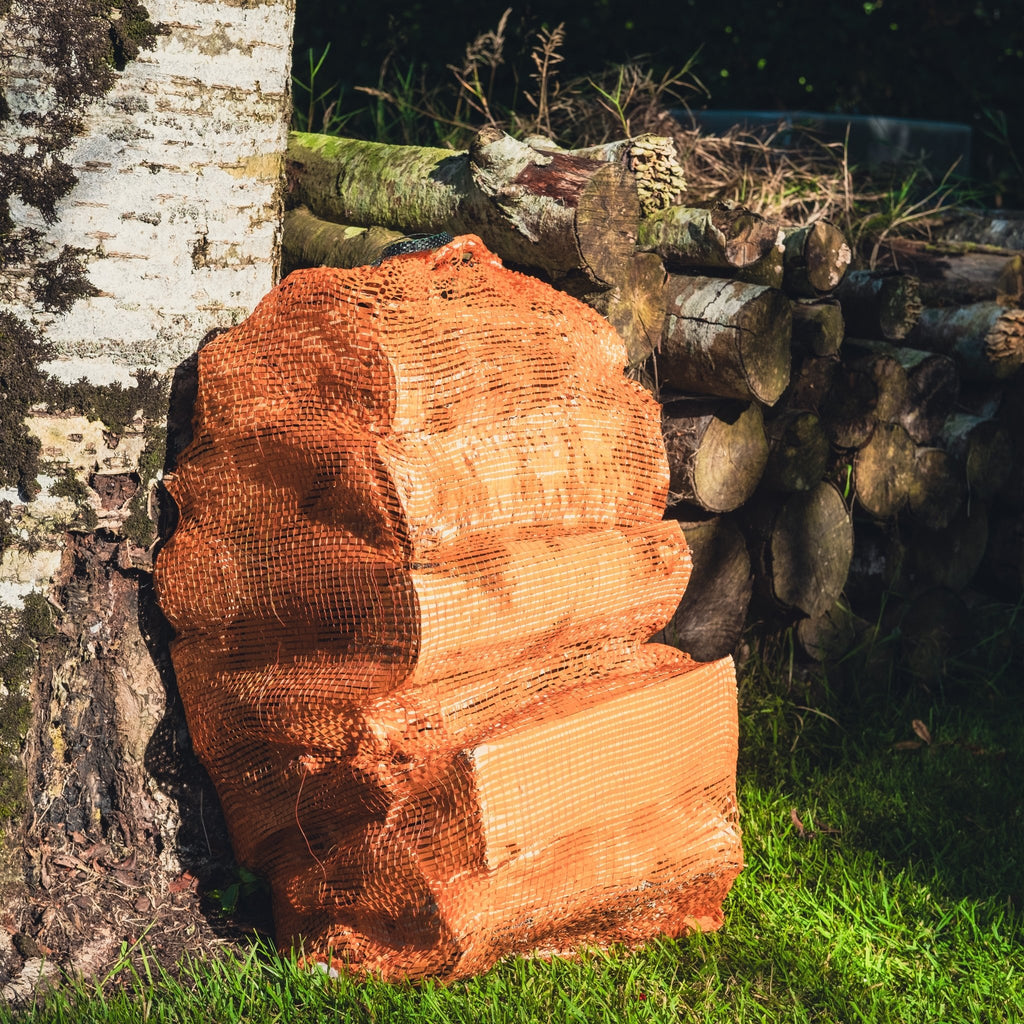 Hardwood firewood Bags 1.65m³/504kg (52x30L/9kg Bags) Pallet Delivery - Rathwood Store