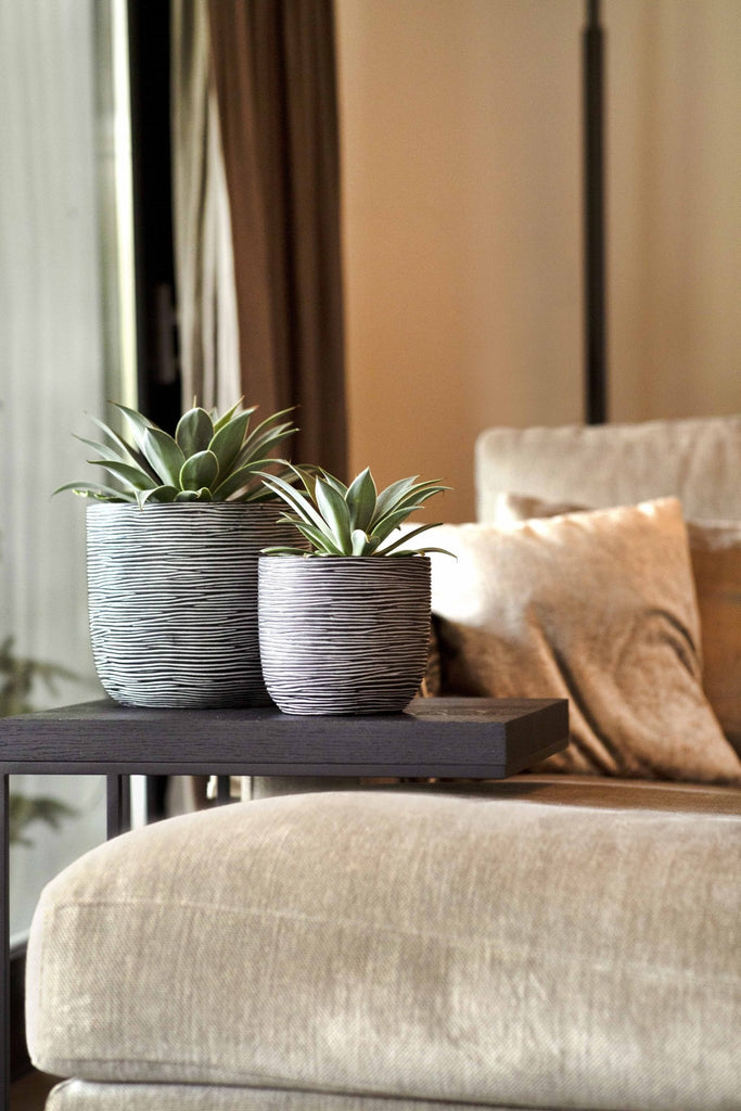 Indoor Nature Rib Egg Planter (Black) - 18cm Dia - Rathwood Store