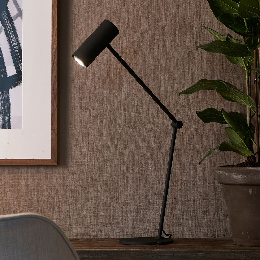 Morriston Table Lamp - Rathwood Store