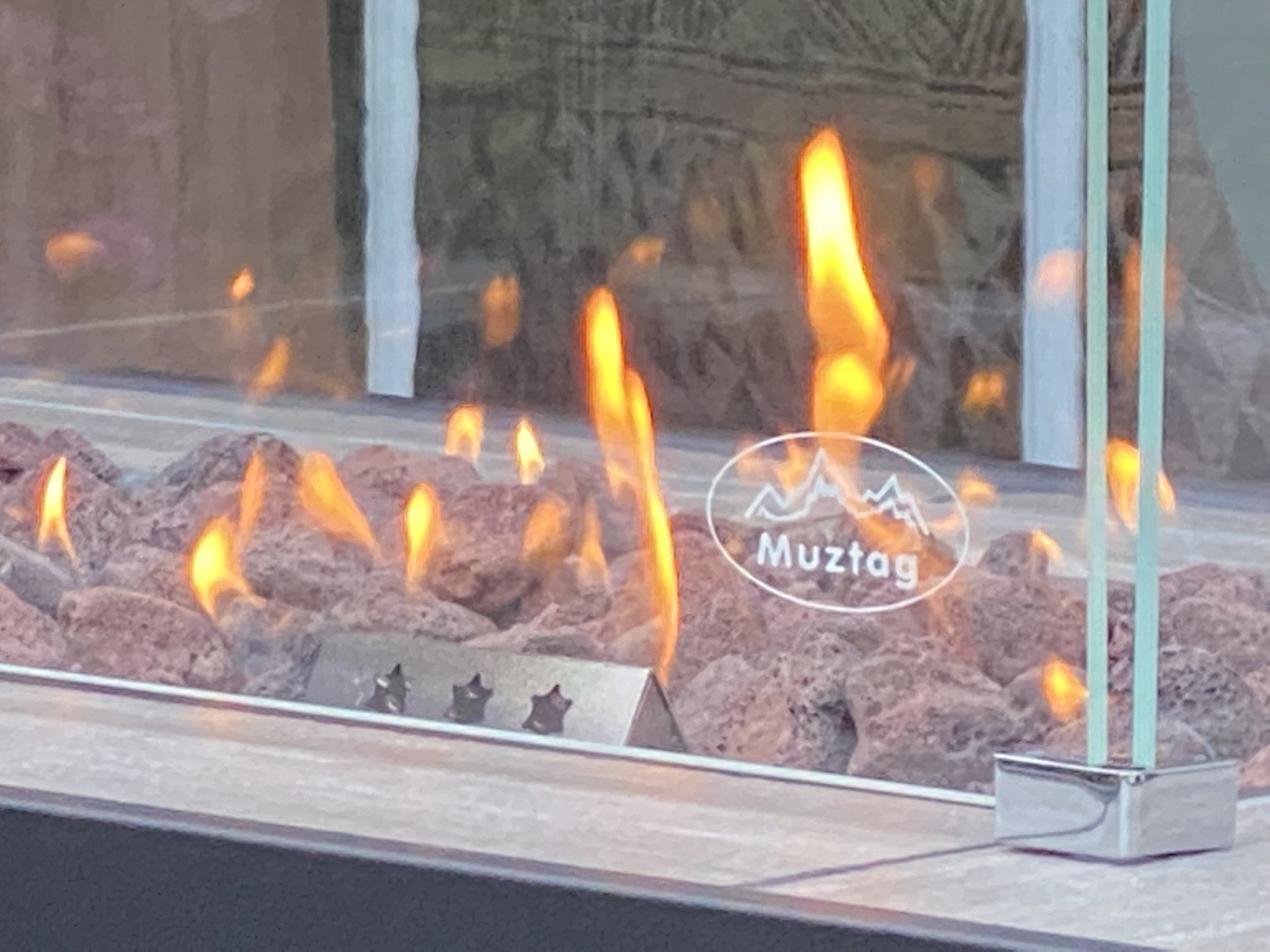 Muztag - Stockholm Firepit Table, 95x50x71cm (Black) - Rathwood Store