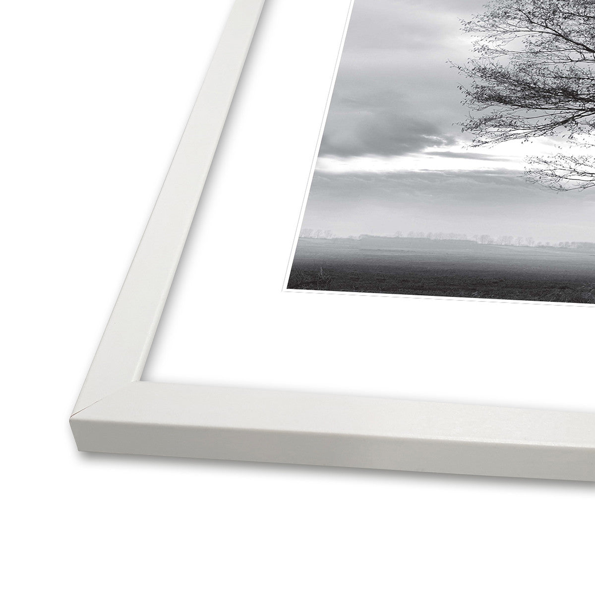 Nordic Line Slim White, 50cmx70cm wall frame - Rathwood Store