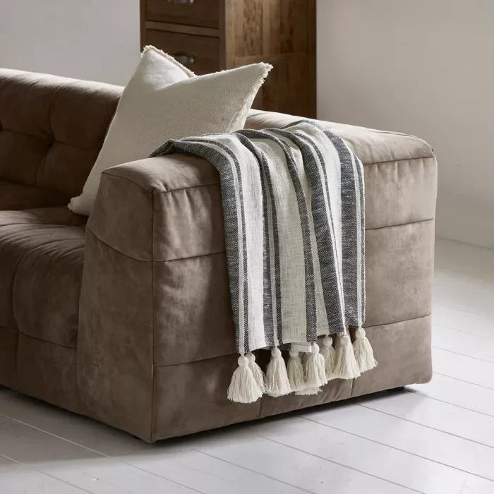 RM Honesta Throw 170x130 - Rathwood Store