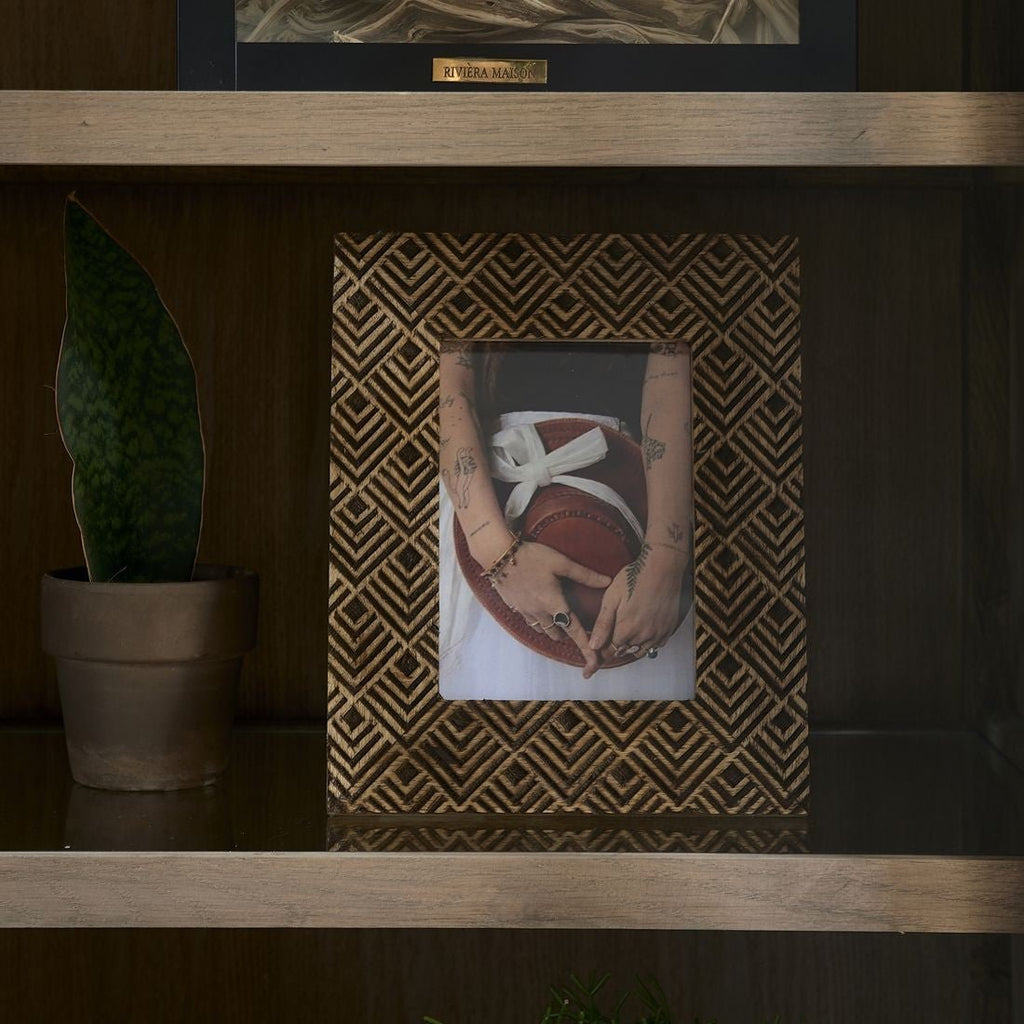 Stacked Diamond Photo Frame 13x18 - Rathwood Store